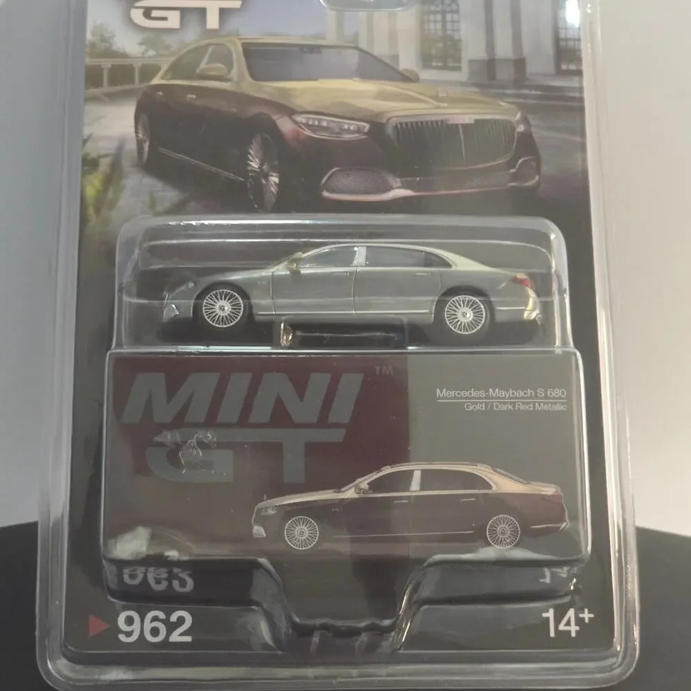 CHASE Mercedes-Maybach S 680 Gold Dark Red Metallic Mini GT #962 1:64